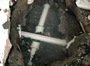 石林阳台漏水维修公司为您分享楼上楼下漏水怎么处理