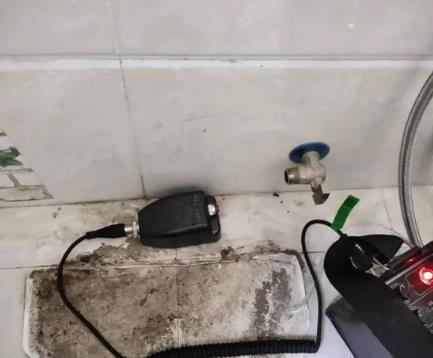 石林屋顶漏水维修公司分享下卫生间漏水的危害及解决方法